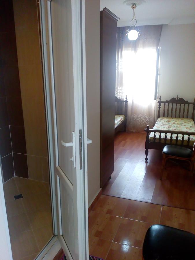 Mini Hotel On Guramishvili 22 Кобулети Екстериор снимка