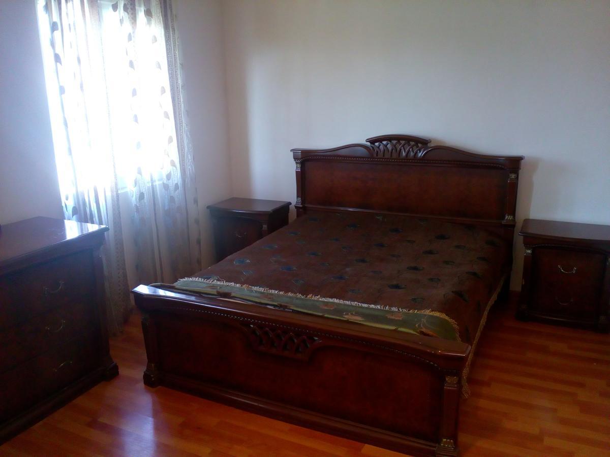 Mini Hotel On Guramishvili 22 Кобулети Екстериор снимка