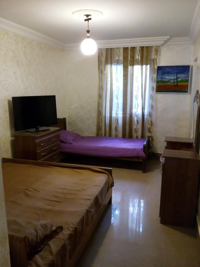 Mini Hotel On Guramishvili 22 Кобулети Екстериор снимка