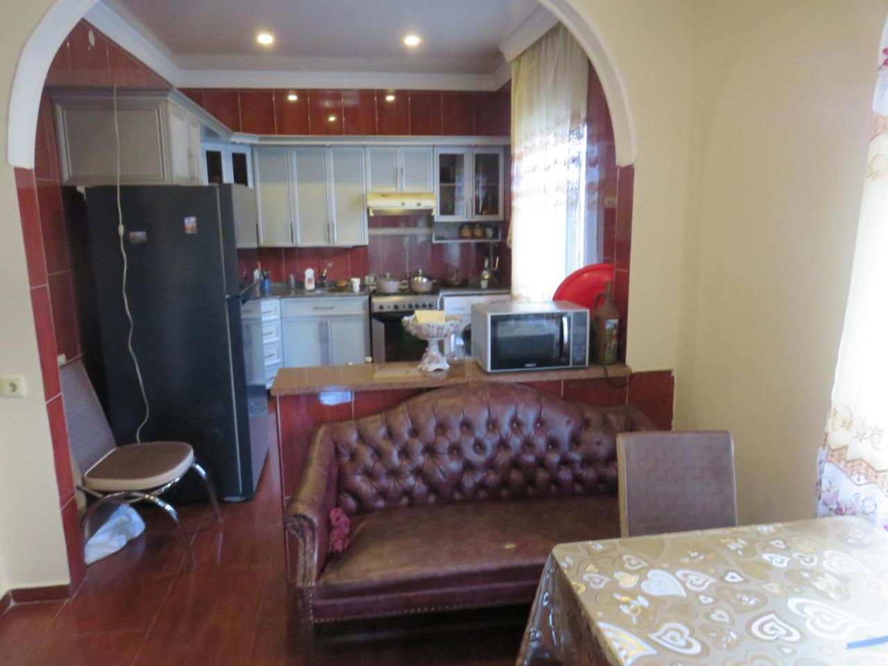 Mini Hotel On Guramishvili 22 Кобулети Екстериор снимка