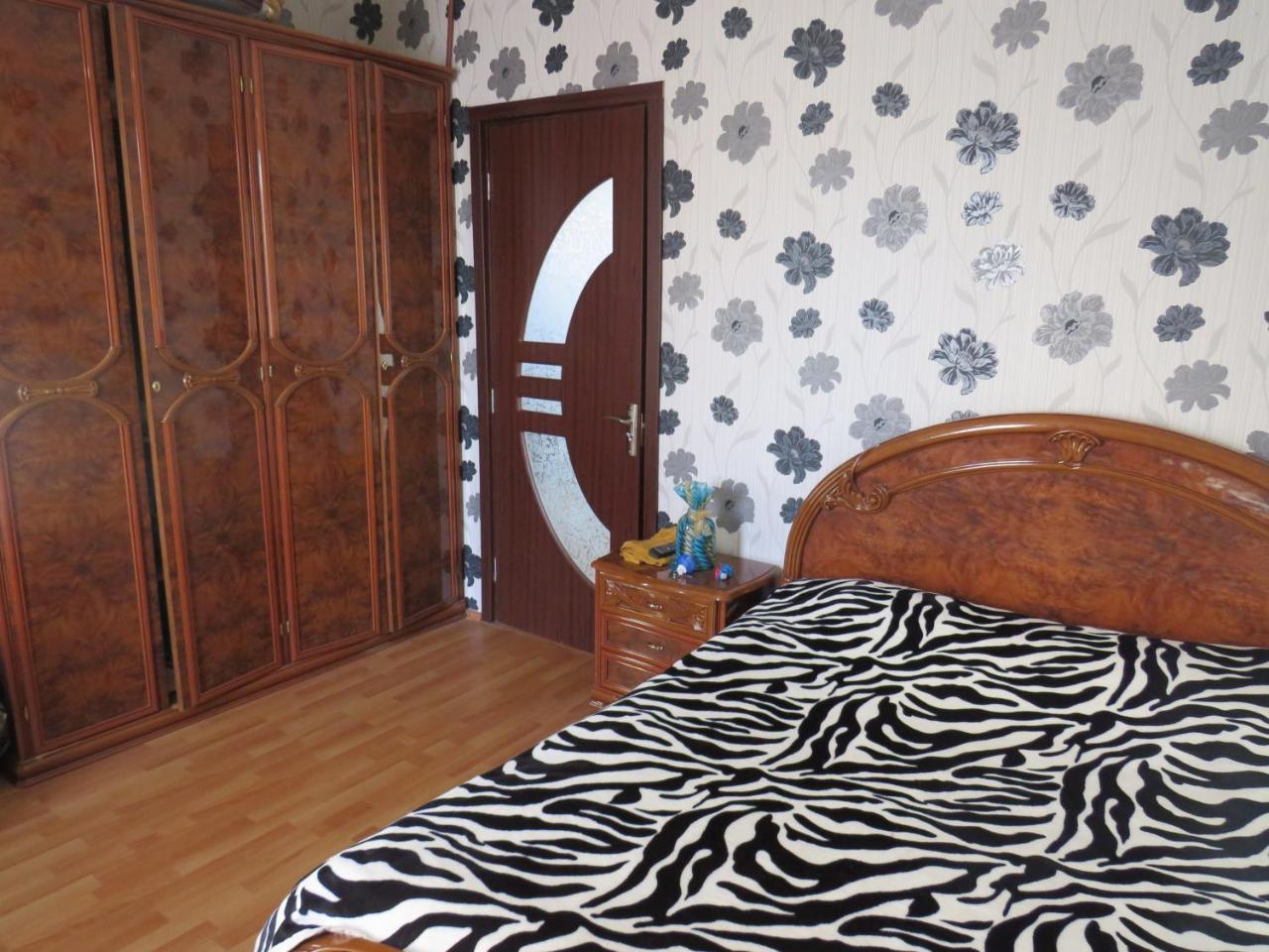 Mini Hotel On Guramishvili 22 Кобулети Екстериор снимка