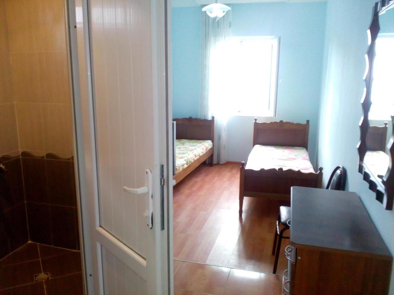 Mini Hotel On Guramishvili 22 Кобулети Екстериор снимка